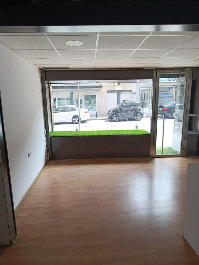 SE VENDE LOCAL COMERCIAL EN CALLE MAYOR DE EL PALMAR