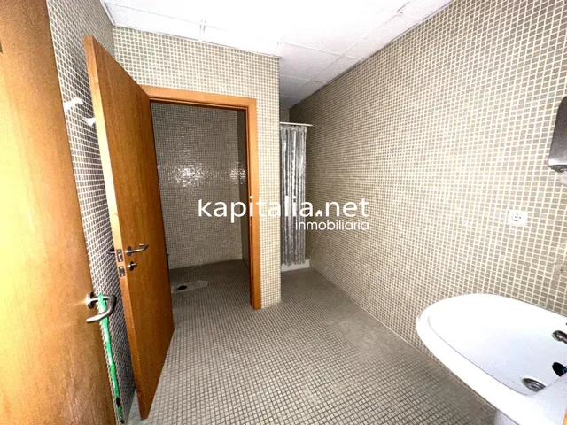 Venta/Alquiler de Local Comercial en Ontinyent - Zona Sant Josep — 6