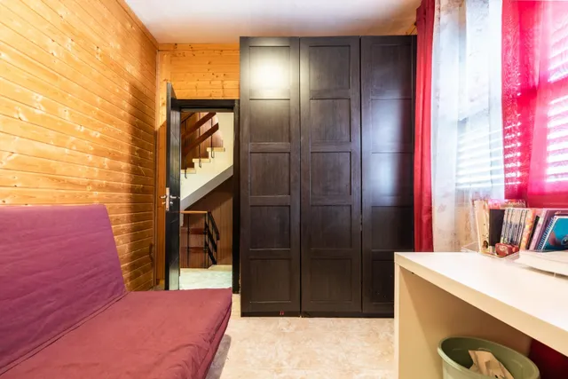 Casa de 4 plantas en zona céntrica de La Laguna · Ideal para inversores y familias numerosas · Muchas posibilidades — 19