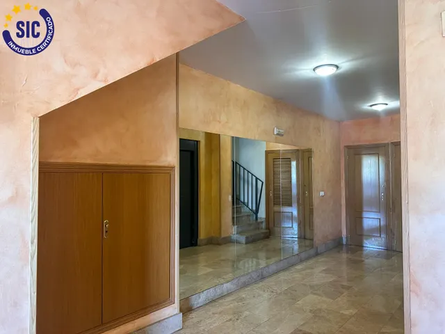 Piso de 2 habitaciones, garaje y trastero en la zona Norte de Castellón frente al estadio Castalia — 29