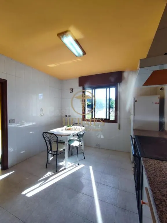 Casa en venta Tomiño - foto 2