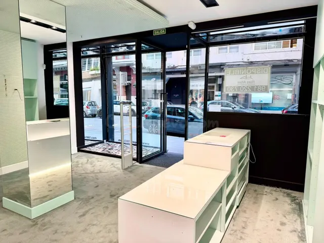 ¡Ubicación Prime! Local impecable de 112 m2 en el corazón co - foto 5