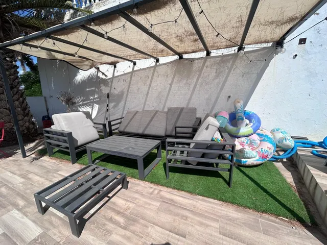 Casa adosada en esquina con piscina privada, jardín y vistas a la Bahía de Málaga — 27