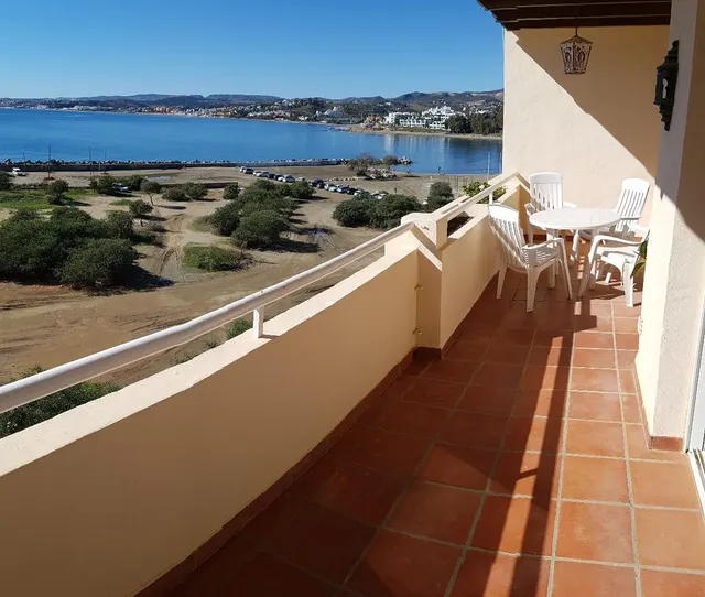 Primera linea de playa, vistas frontales al mar — 2