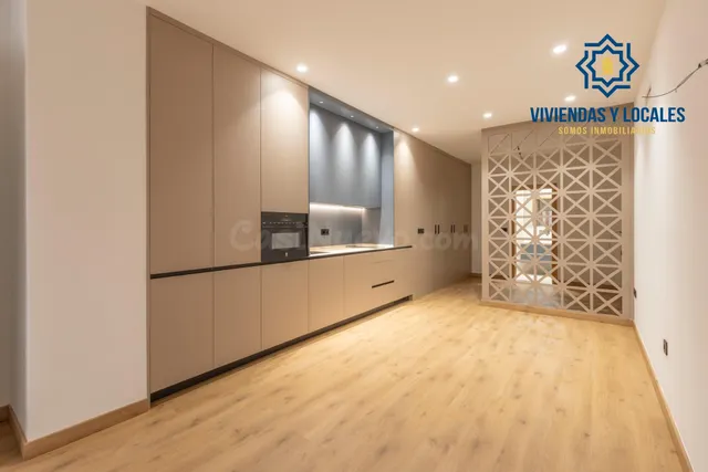 MODERNO ESTUDIO TIPO LOFT EN URBANIZACIÓN VILLA PINEDA - ZON