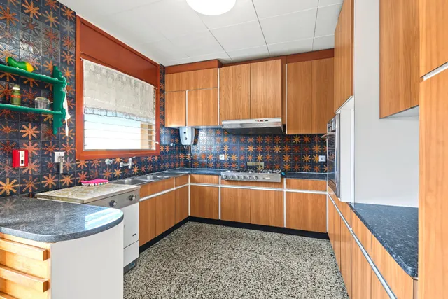 Excepcional piso muy alto con terraza y vistas al mar — 16