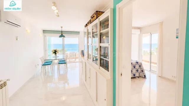 EXCLUSIVA VIVIENDA EN PRIMERA LÍNEA DE LA PLAYA DE SAN JUAN, CON JACUZZI Y VISTAS FRONTALES AL MAR — 13
