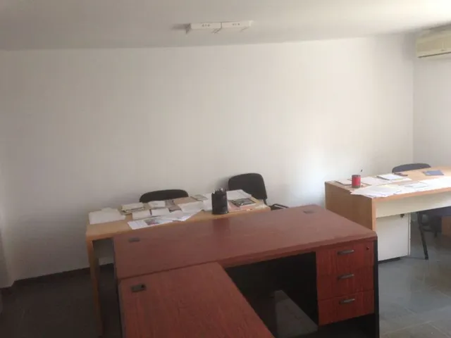 OFICINA DE ALQUILER ZONA ALTA — 5
