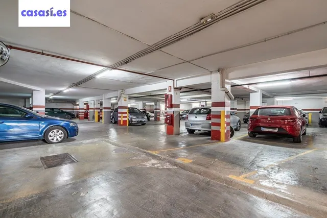 Parking a la venta en zona Hipercor — 2