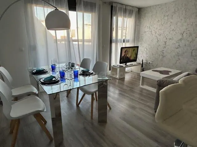 PRECIOSO ATICO DUPLEX EN CALA MARQUES - foto 3