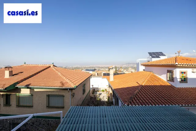 Maravillosa casa  a pocos minutos  andando  al  centro de La Zubia — 25