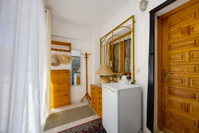 Bungalow de 1 dormitorio 1 baño en orihuela costa — 5