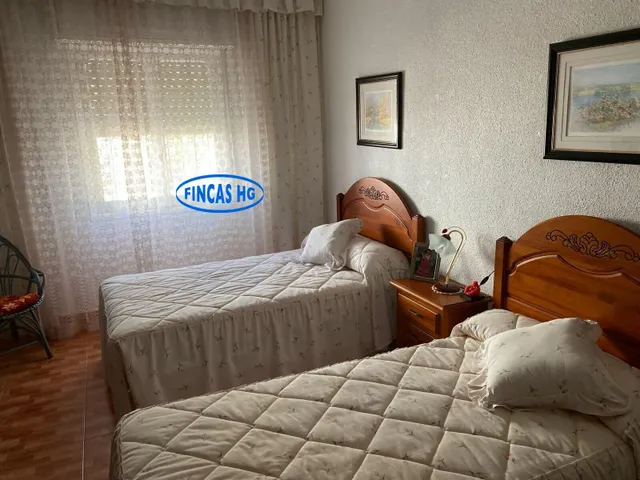 Típica casa tradicional de campo situada sobre terreno URBANO!  de 3900m2 — 34