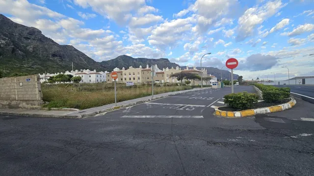 Terreno urbano plurifamiliar en Buenavista del Norte – Proye - foto 3