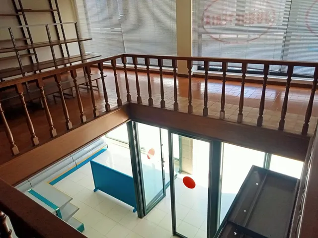 LOCAL COMERCIAL DE DOS ALTURAS EN BOIRO — 27