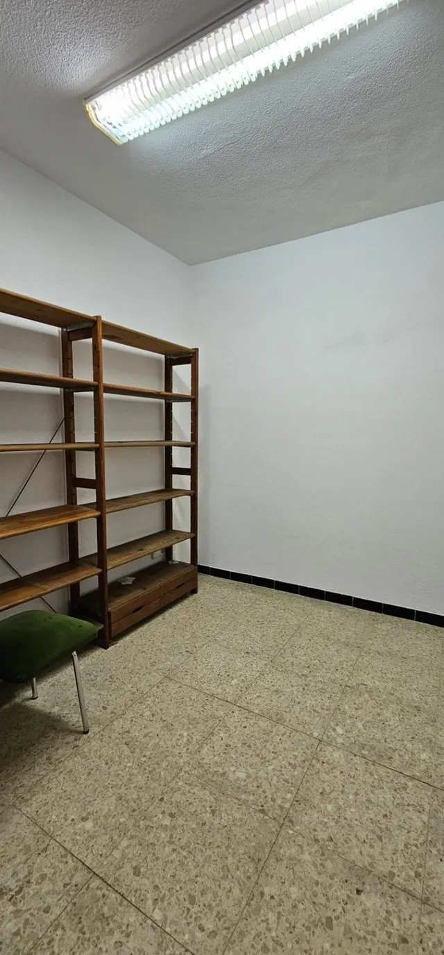 ¡Oportunidad única! Estupendo local en entreplanta en pleno centro de Elche — 17