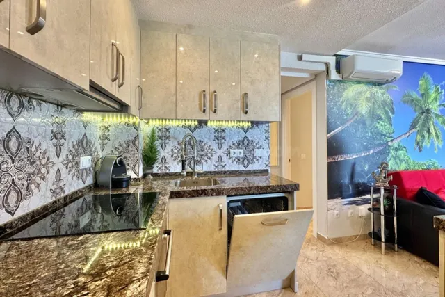 APARTAMENTO DE 2 DORMITORIOS 1 BAÑO EN TORREVIEJA (LA MATA) — 8