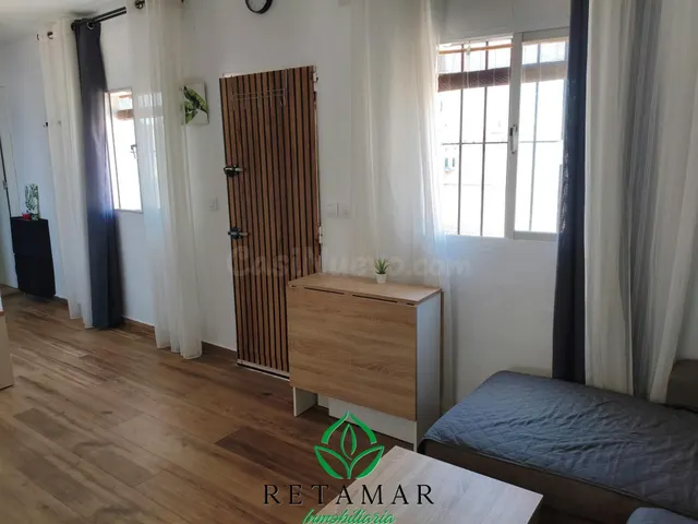 Apartamento reformado junto al río con terraza, listo para e - foto 4