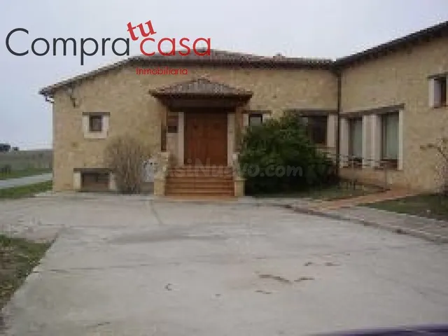 VENTA.-.GRAN CASA.-.20 KILOMETROS SG. - foto 2