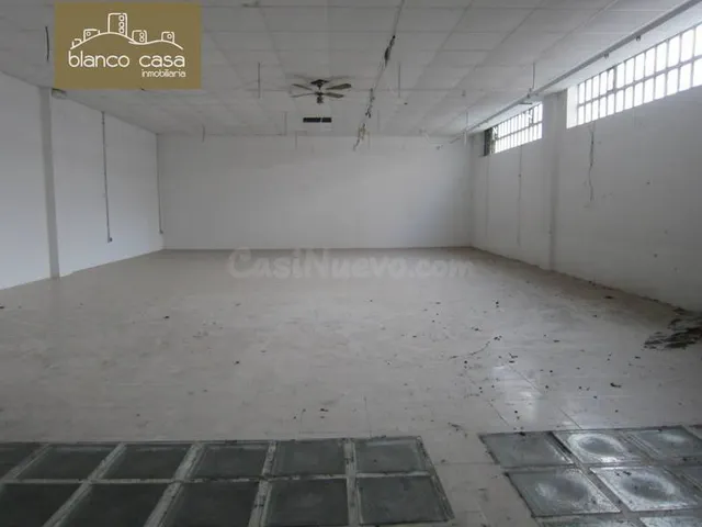 ¡Bajo en alquiler en la zona del San Martiño! - foto 4