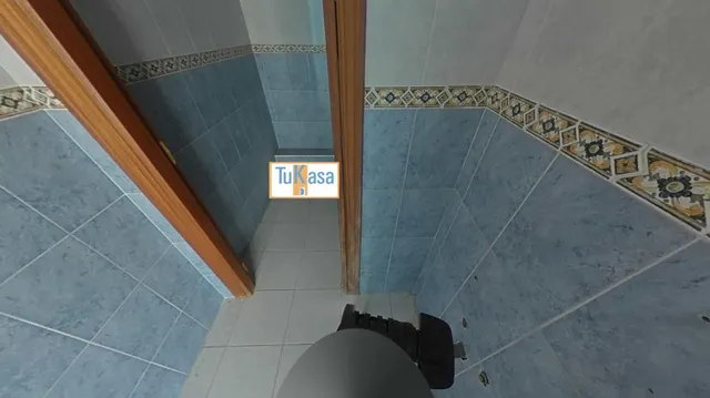 Gran local comercial con muchas posibilidades — 11