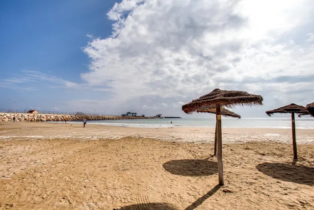 Amplio Apartamento en Acequion, Torrevieja - ¡A solo 250m de la Playa! — 28