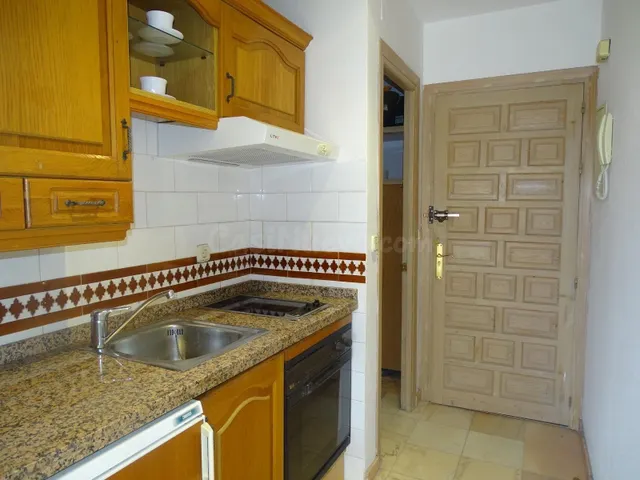 Estudio en esquina a 200 m del mar en La Carihuela, Torremol - foto 5