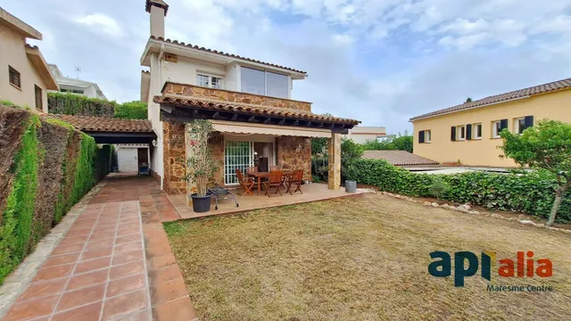 Preciosa casa en venta en Vilassar de Dalt - foto 4