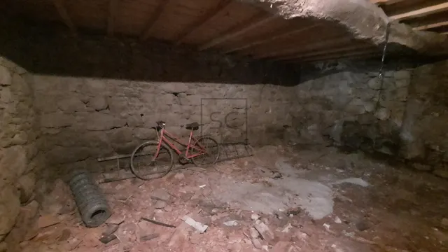 Casa de piedra para reformar en Serantes, Ferrol — 11