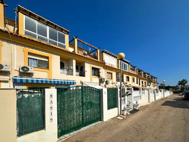 Villa 3 habitaciones 101m² en venta - Lomas de Cabo Roig - foto 2