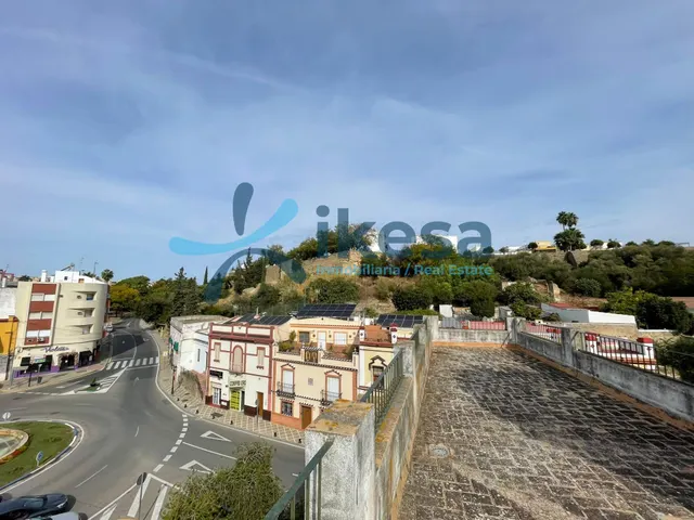 Venta de Edificio en San Juan de Aznalfarache (Venta Flash - Proceso de puja) — 50