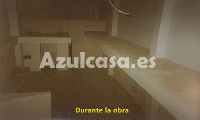 Gran local comercial en zona muy concurrida — 9