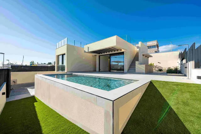 Villa 4 habitaciones 200m² en venta - Alberca — 32