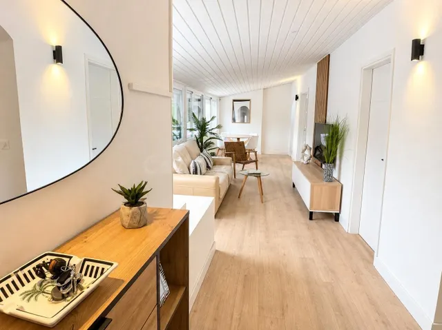 Alquiler de temporada | Vivienda reformada de dos alturas co - foto 2