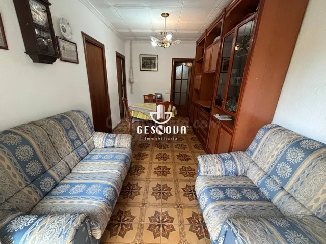 ¡PISO LUMINOSO CON ASCENSOR Y BALCÓN! - foto 4