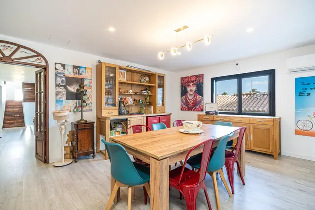 Chalet reformado con piscina, dos apartamentos independientes y garaje en Las Maravillas — 17