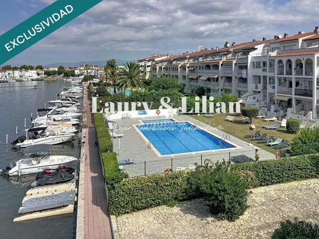 Apartamento de 3 dormitorios con piscina en el lago Sant Maurici — 21