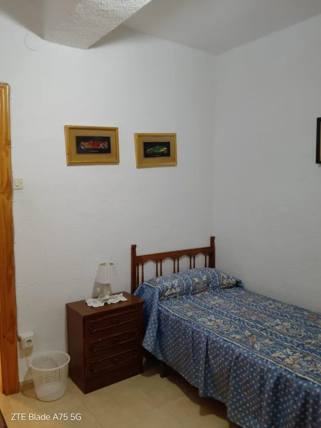 Piso de estudiantes en zona Camino de Ronda — 10