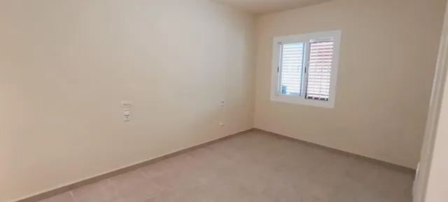 Dos casas en  una  peña las aguilas -Elche — 20