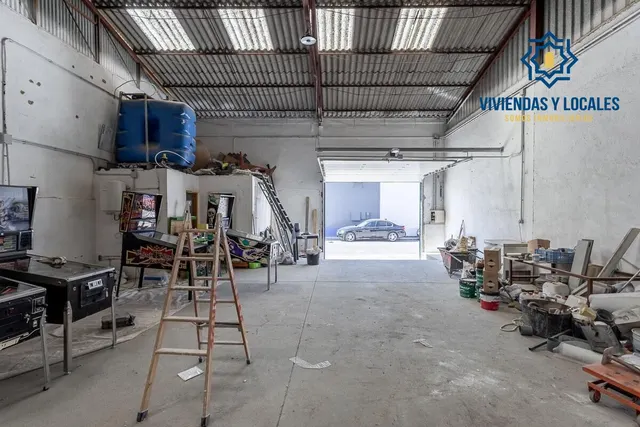 NAVE INDUSTRIAL EN POL. ASEGRA, PELIGROS. — 8