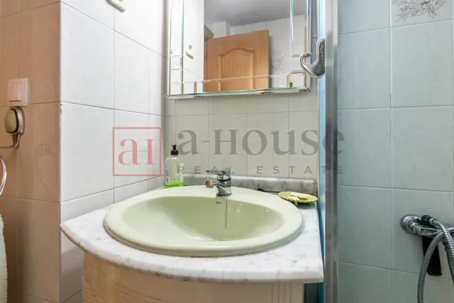 PISO EXTERIOR CON PISCINA  Y PLAZA DE GARAJE EN EL BARRIO DE ESTRELLA — 25