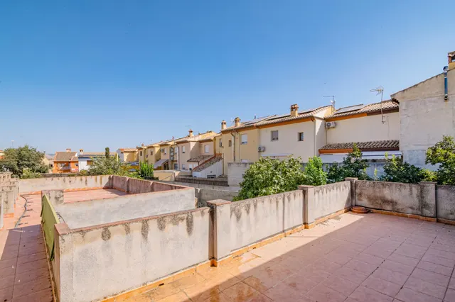 Gran casa de pueblo con terreno, en Ambroz (1260 m2 de parcela) — 34