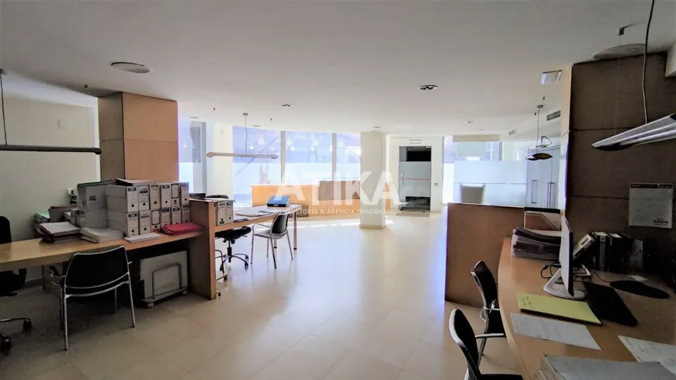 Local comercial 1 habitación 95m² en alquiler - Sant Josep