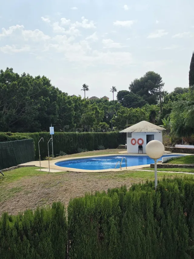 SE VENDE CASA EN ESTEPONA - foto 2