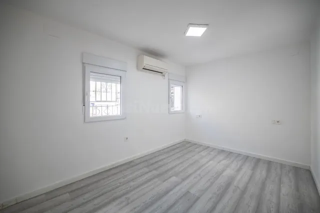 Piso amplio y luminoso en una de las zonas más demandadas de Granada (Plaza de Toros) — 3