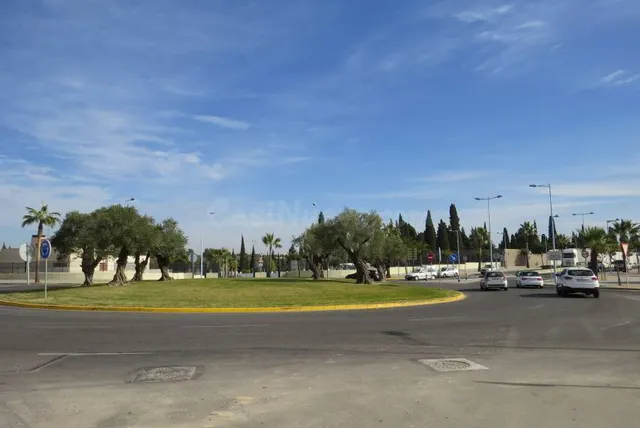Local comercial 600m² en alquiler - El Arenal - La Pólvora - foto 3