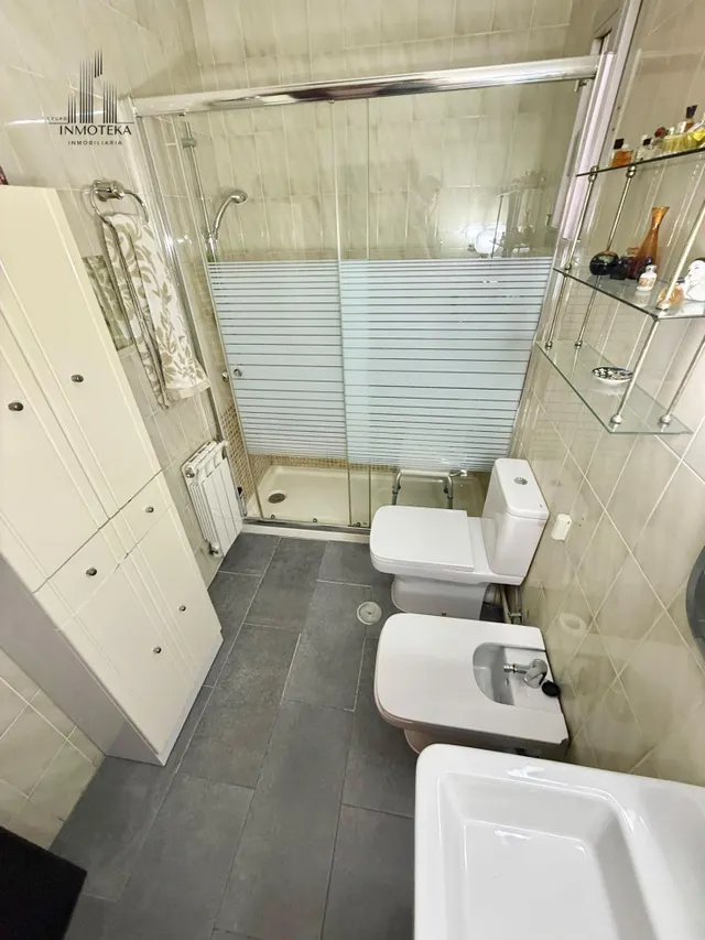 Ref: c139 grupo inmoteka inmobiliaria vende en exclusiva pisazo en zona centro/rosario — 17