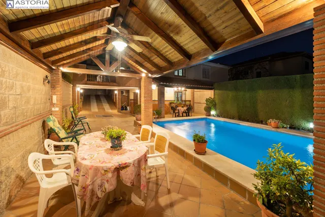 VIVIENDA PAREADA EN MONTELUZ — 13