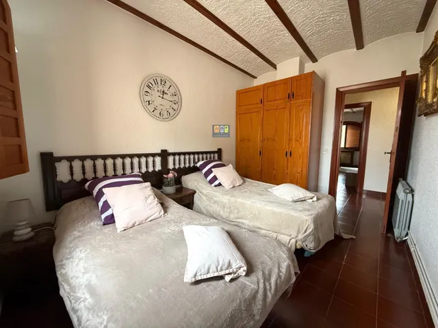 FINCA EXCLUSIVA CON GRAN POTENCIAL EN ELDA — 46