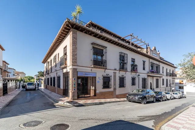 Piso en La Zubia — 28